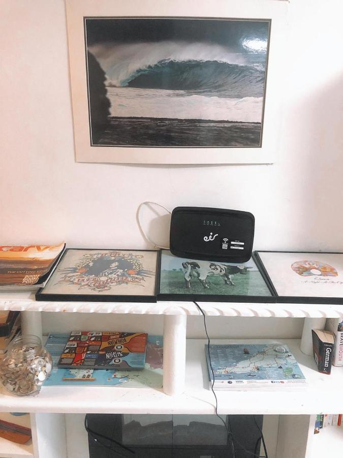 Lahinch -Beach -Surf- Hostel Esterno foto